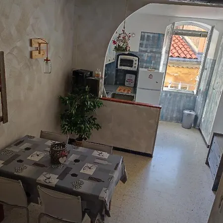 Rue Longue Vista Mare * Menton