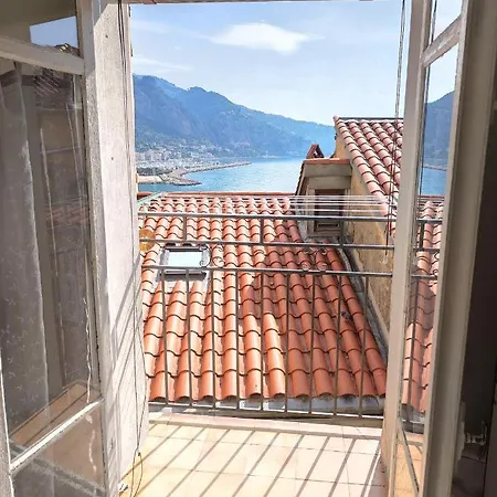 Rue Longue Vista Mare Апартаменты Ментона